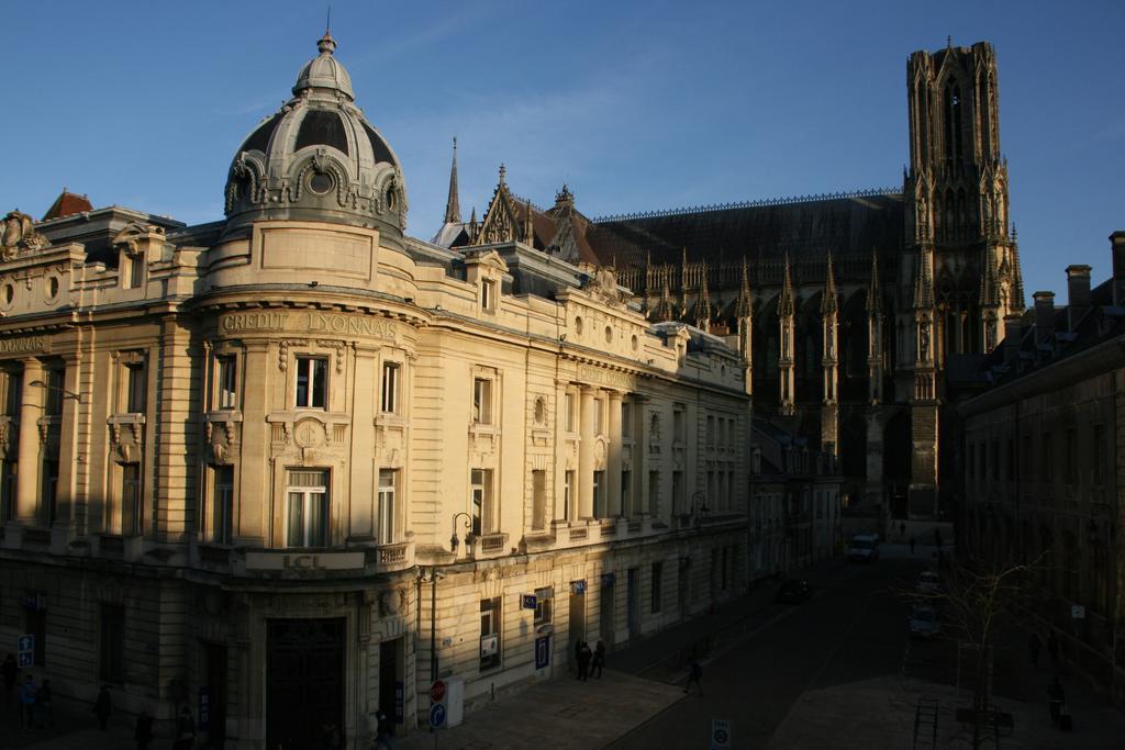 Les Berceaux De La Cathedrale Reims Exterior foto