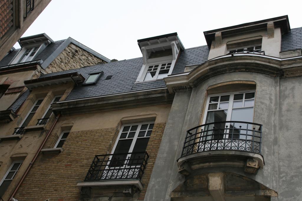 Les Berceaux De La Cathedrale Reims Exterior foto